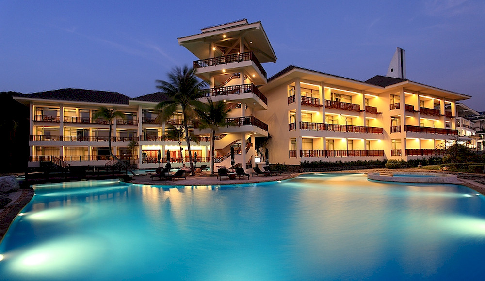 PALM BEACH RESORT YALONG BAY SANYA