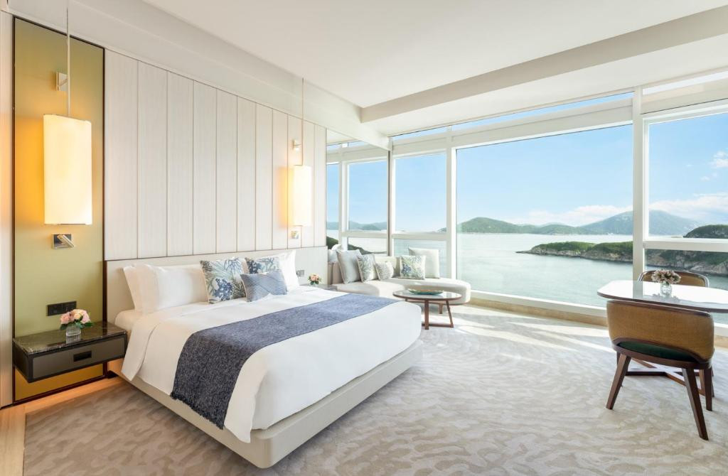 THE FULLERTON OCEAN PARK HOTEL HONG KONG