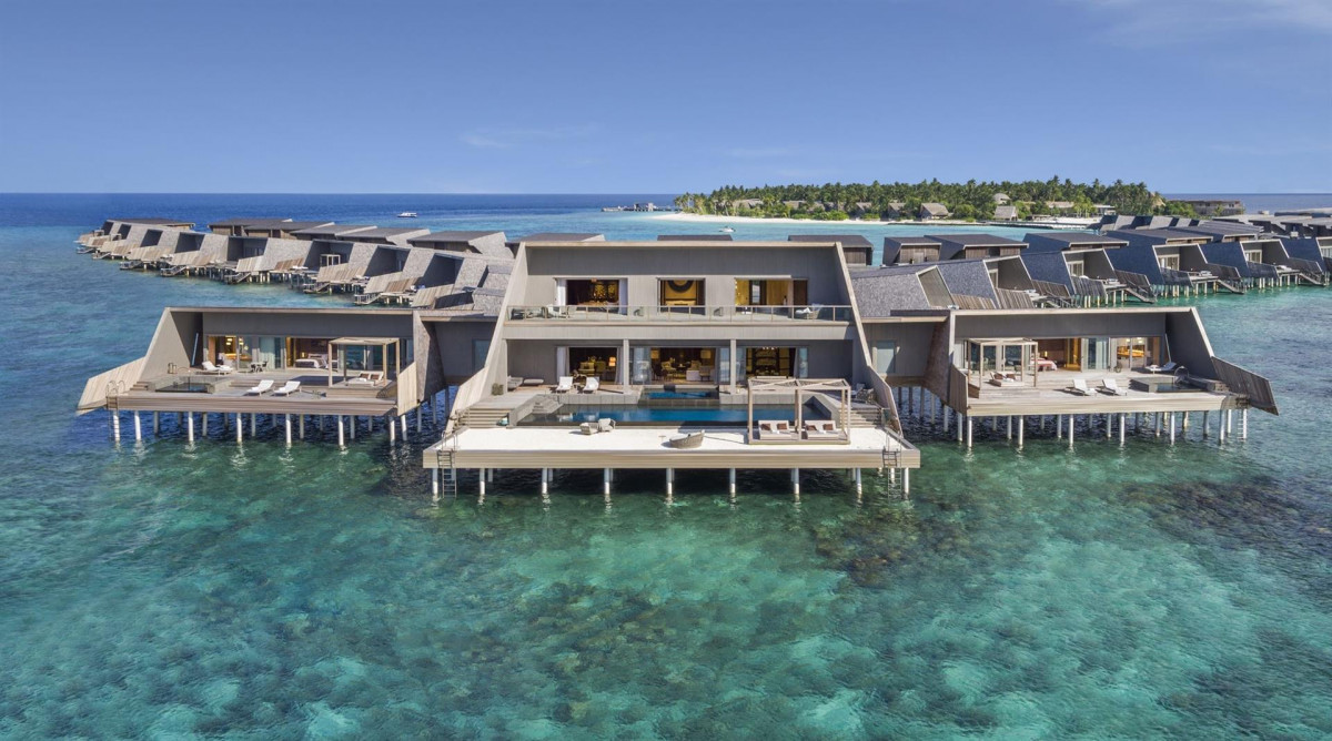 THE ST. REGIS MALDIVES VOMMULI RESORT