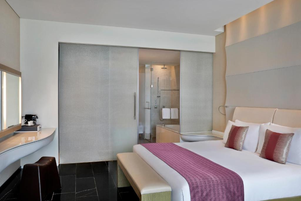 W ABU DHABI YAS ISLAND