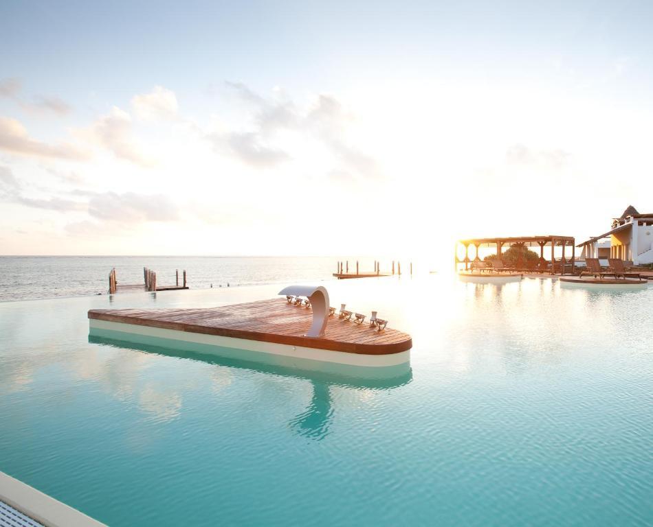 ESSQUE ZALU ZANZIBAR