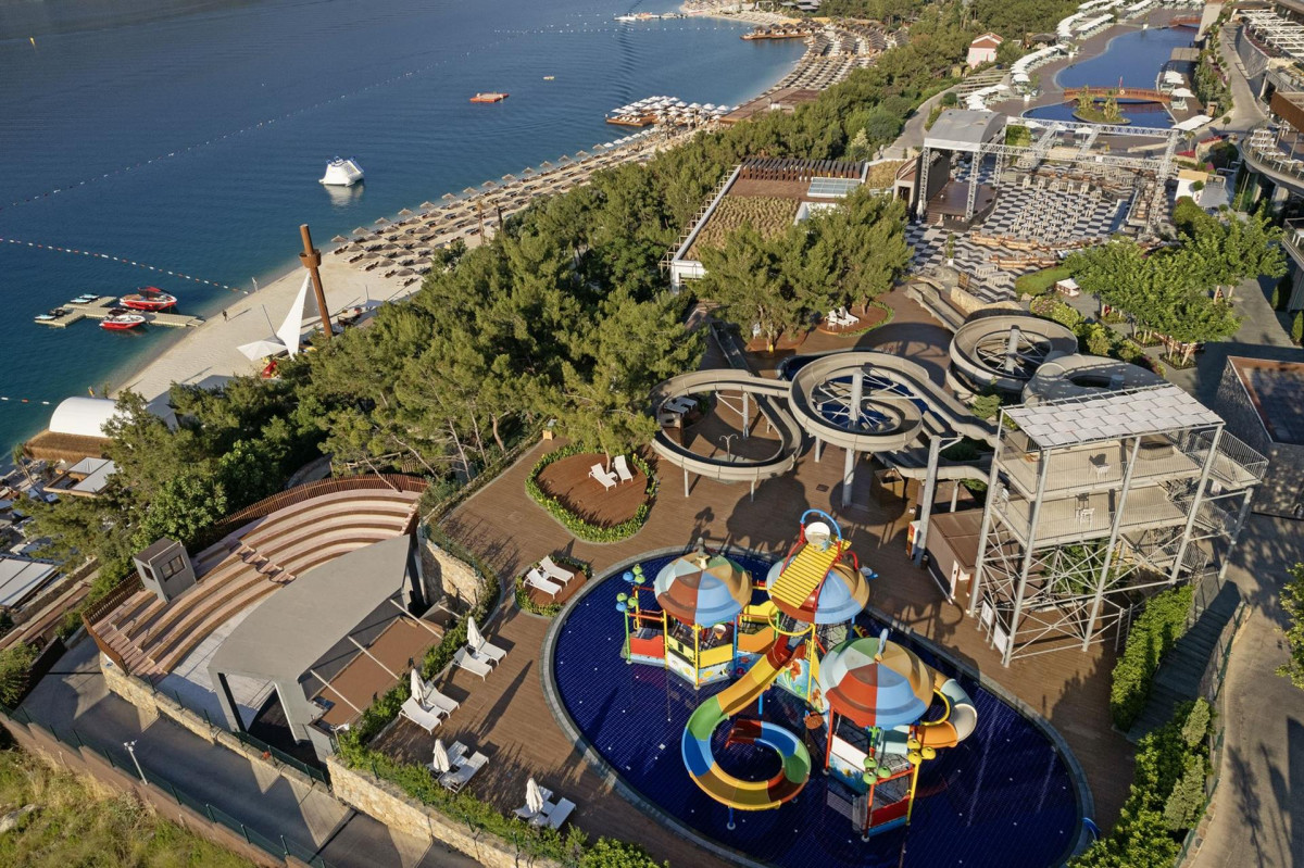 TITANIC LUXURY COLLECTION BODRUM