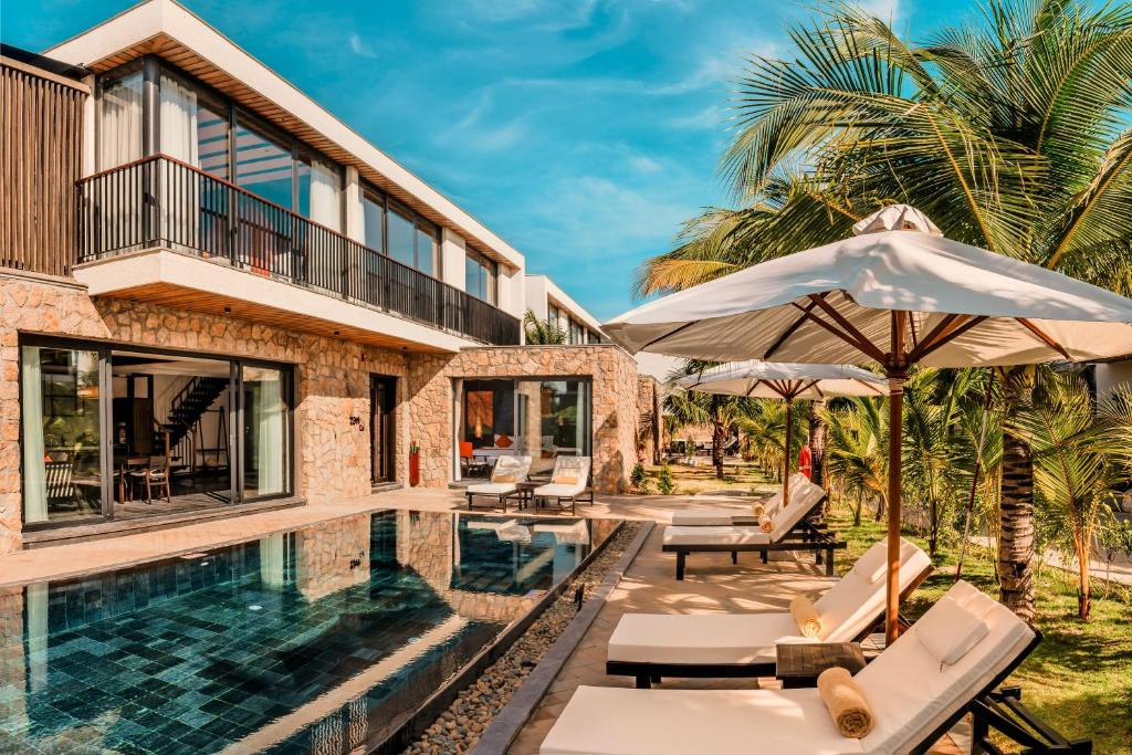 AMIANA RESORT CAM RANH