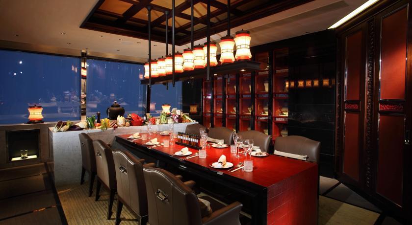 THE RITZ CARLTON HONG KONG