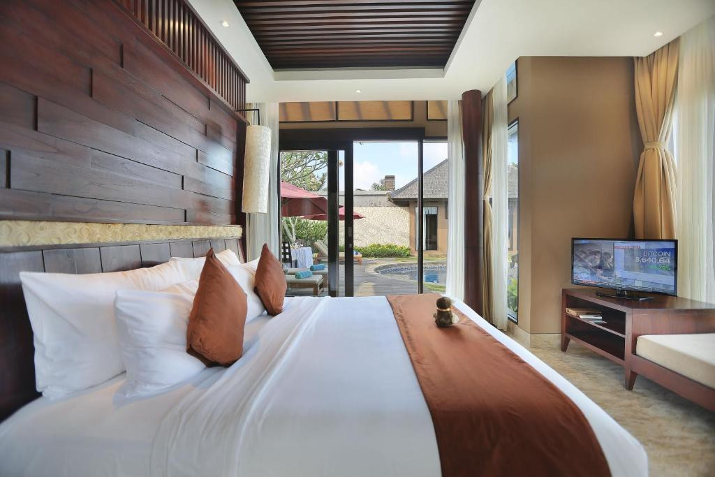 ULU SEGARA LUXURY SUITES & VILLAS