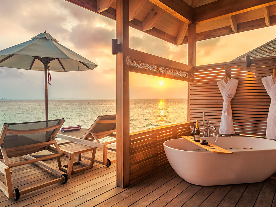 HURAWALHI ISLAND RESORT