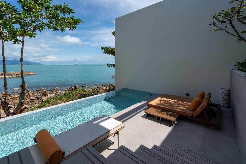 CAPE FAHN HOTEL