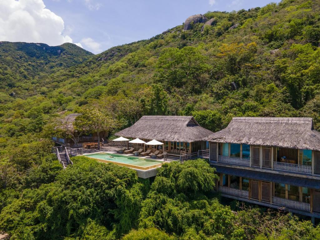 SIX SENSES NINH VAN BAY