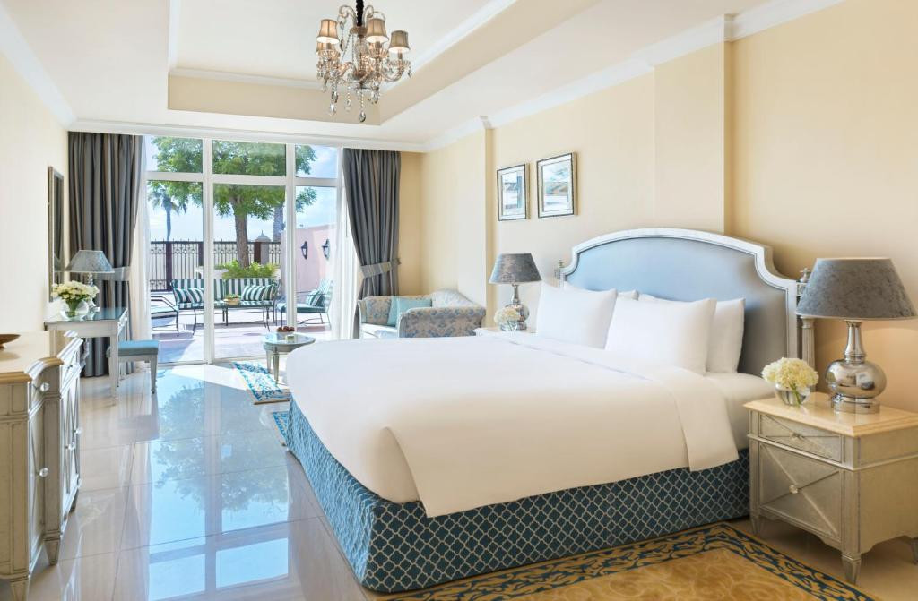 KEMPINSKI HOTEL & RESIDENCES PALM JUMEIRAH