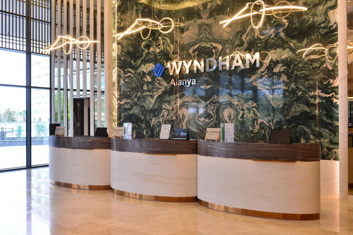 AZURA WORLD HOTEL