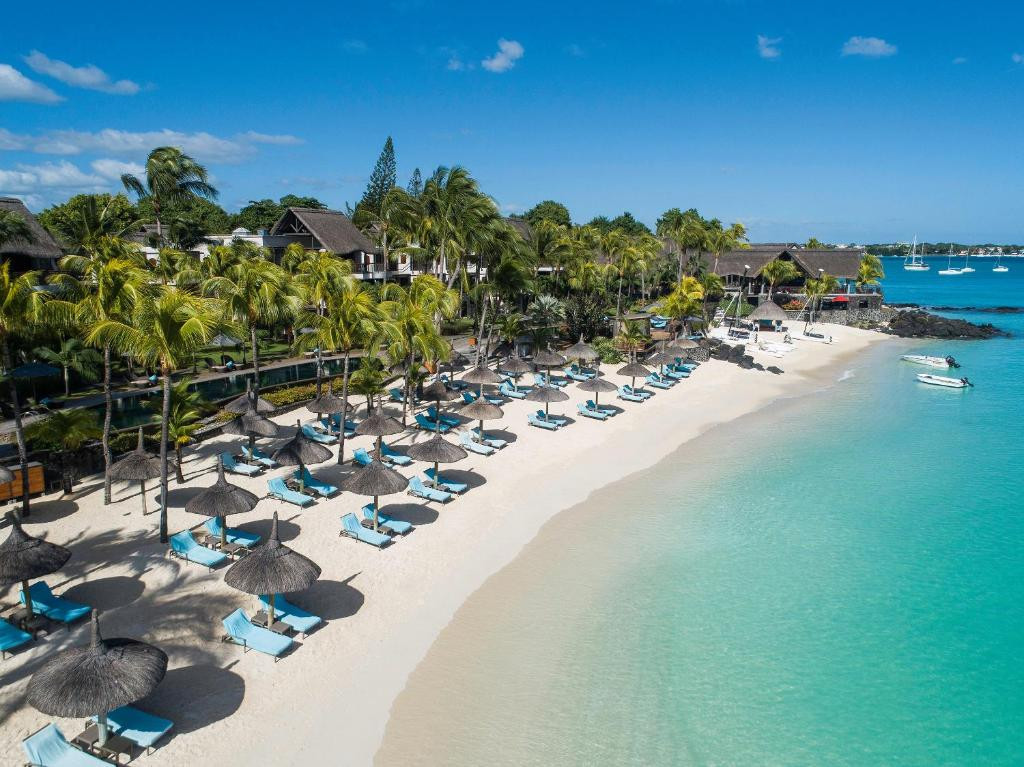 ROYAL PALM BEACHCOMBER LUXURY