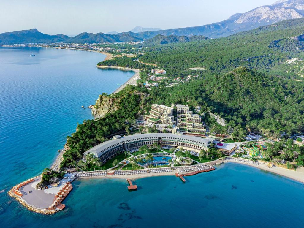 NG PHASELIS BAY 10