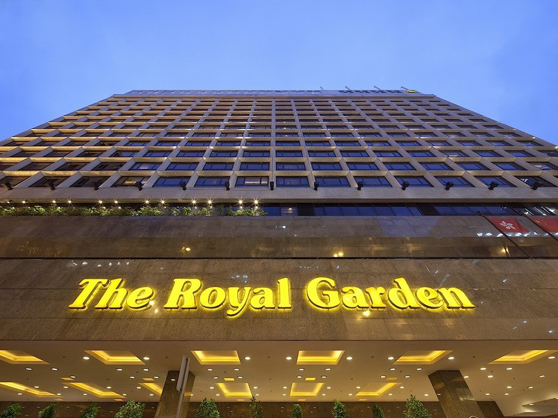THE ROYAL GARDEN