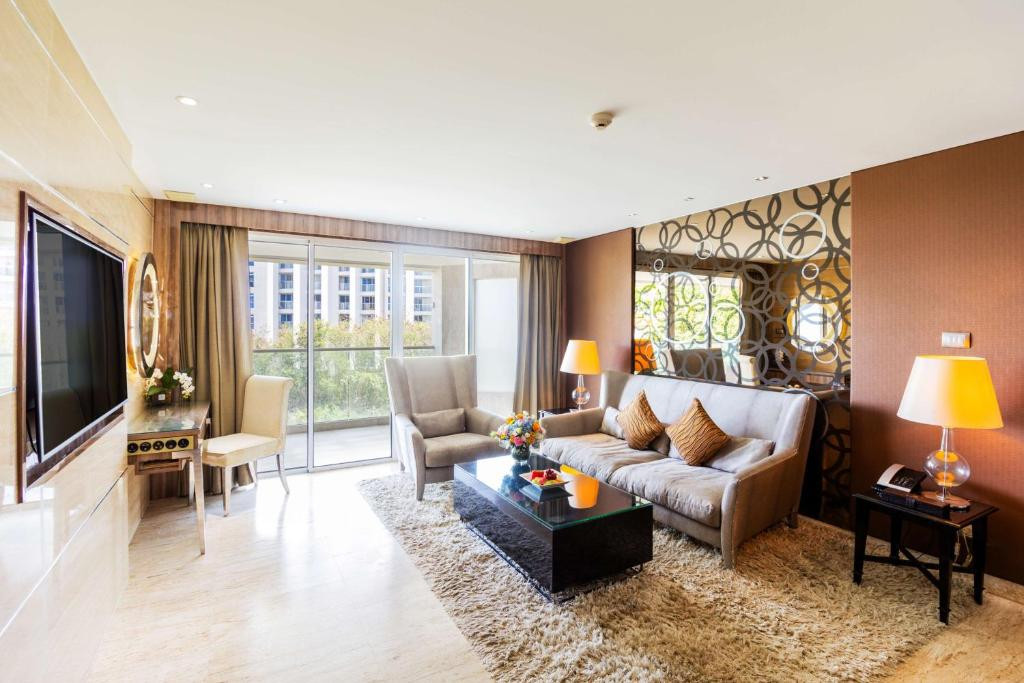 THE SANCTUARY RESORT PATTAYA BW SIGNATURE COLLECTION