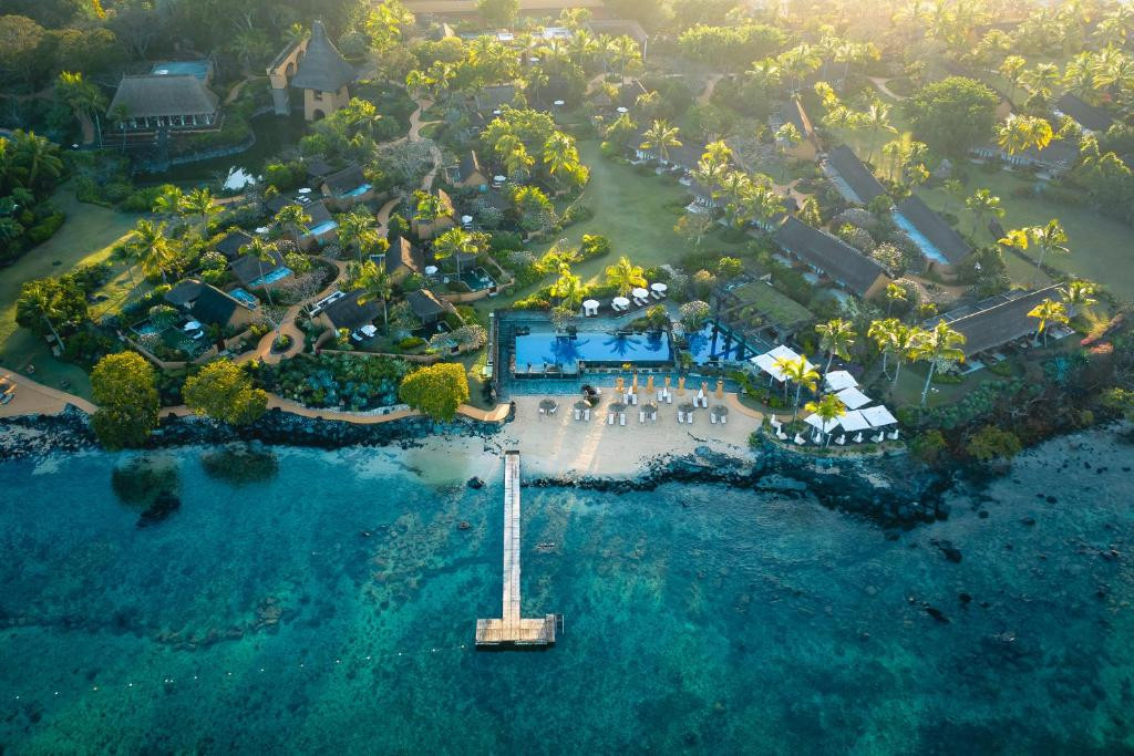 THE OBEROI BEACH RESORT