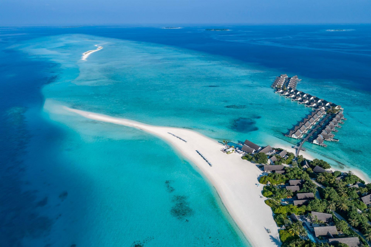 FOUR SEASONS RESORT LANDAA GIRAVARU