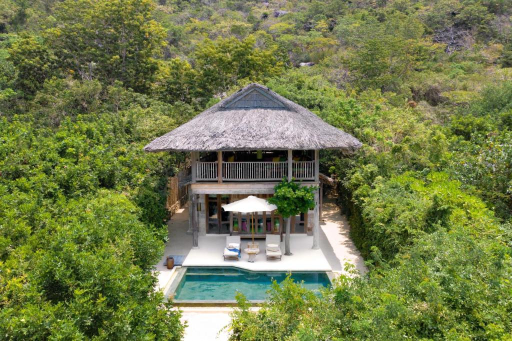 SIX SENSES NINH VAN BAY
