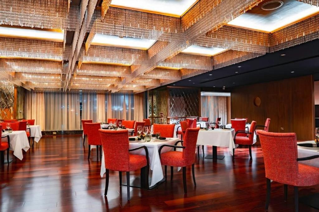CANVAS DUBAI MGALLERY BY SOFITEL