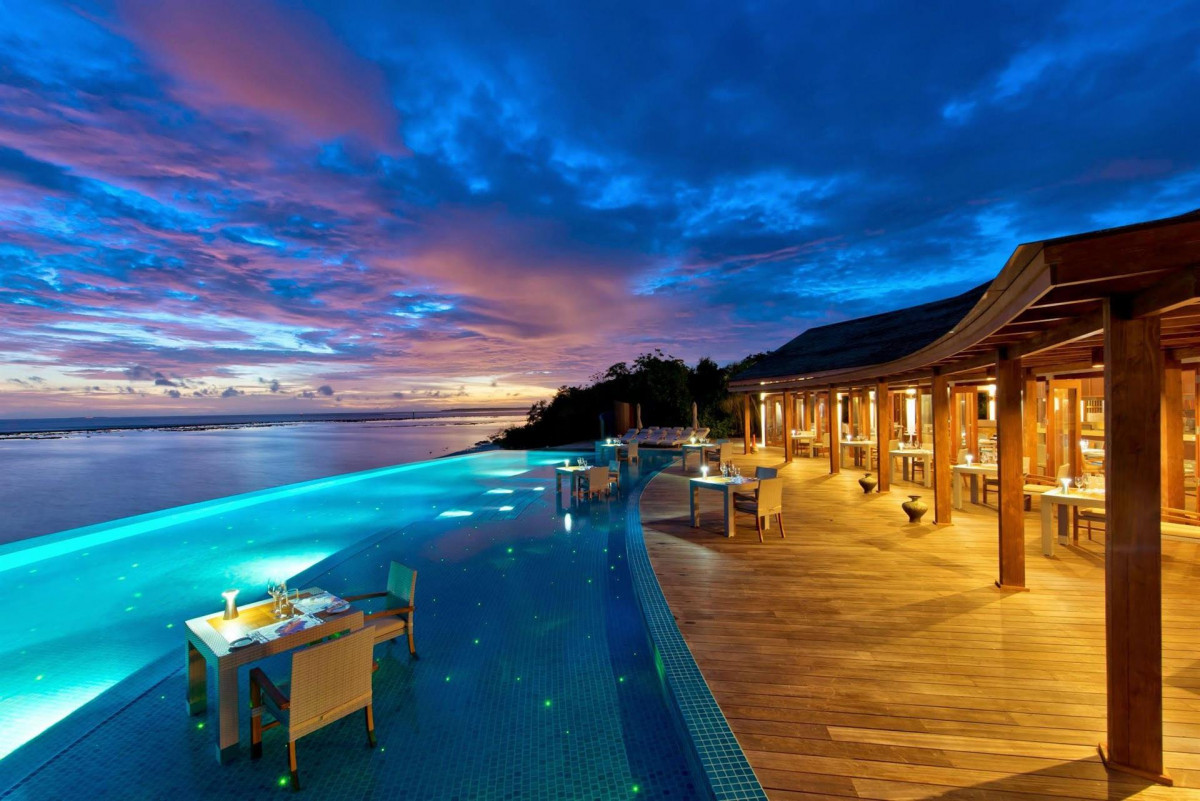 HIDEAWAY BEACH RESORT & SPA