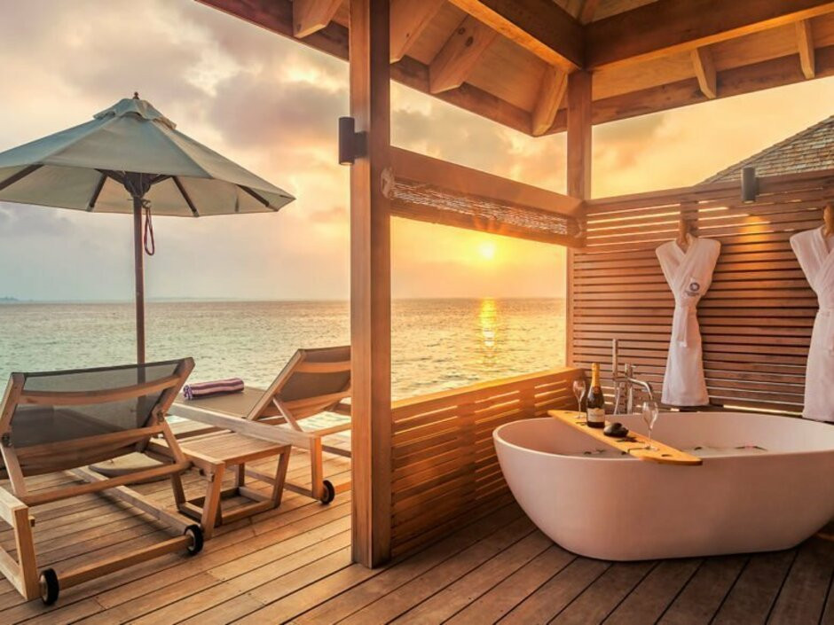 HURAWALHI ISLAND RESORT