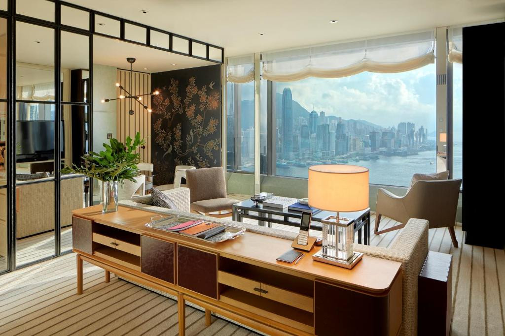 ROSEWOOD HONG KONG