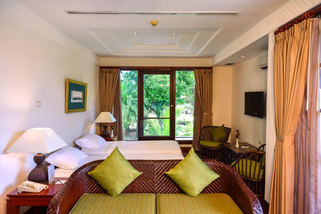 THE PATRA BALI RESORT & VILLA