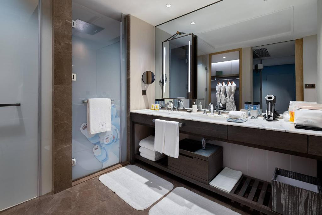 ROSEWOOD SANYA