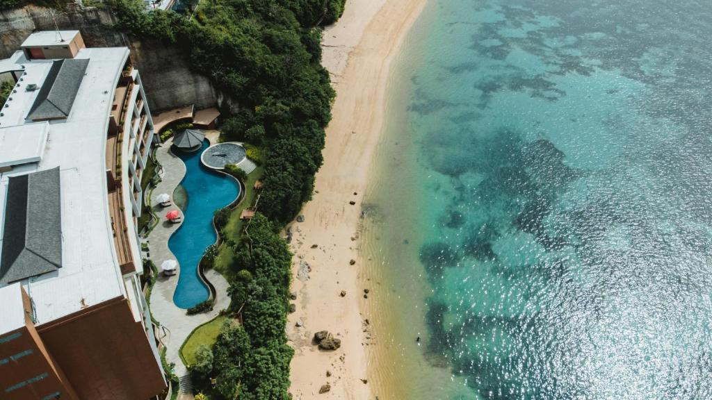 ULU SEGARA LUXURY SUITES & VILLAS