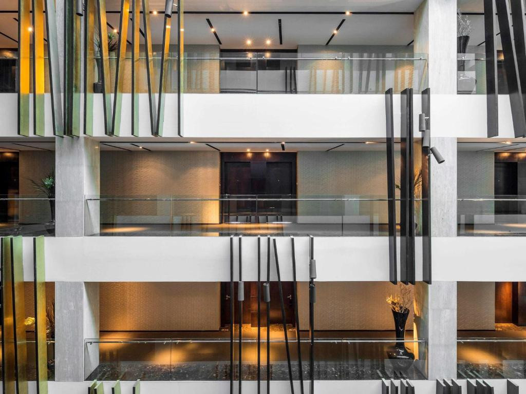 CANVAS DUBAI MGALLERY BY SOFITEL